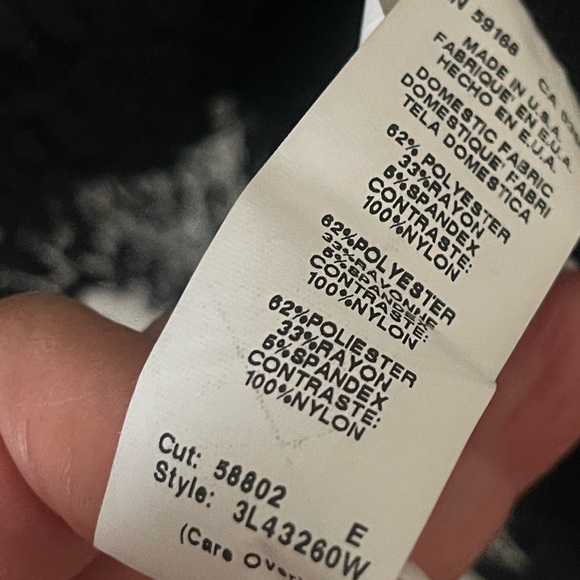 Karen Kane Top with lace 1X - Picture 7 of 11